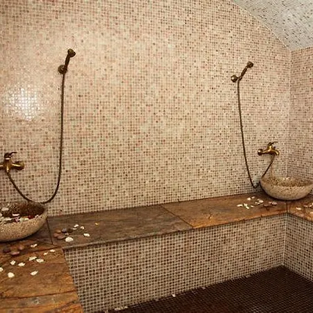 Dinaburg Hotel 3*